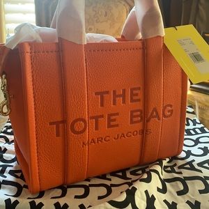 Marc jacobs the tote mini dragonfire